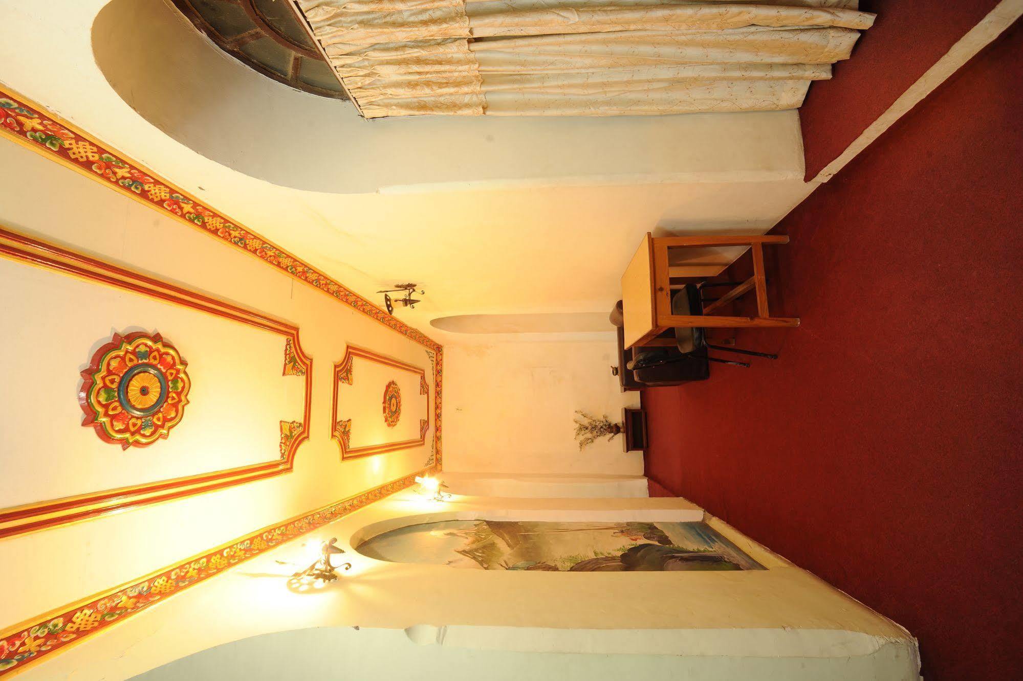 Hotel Himalaya Yoga Kathmandu Ngoại thất bức ảnh