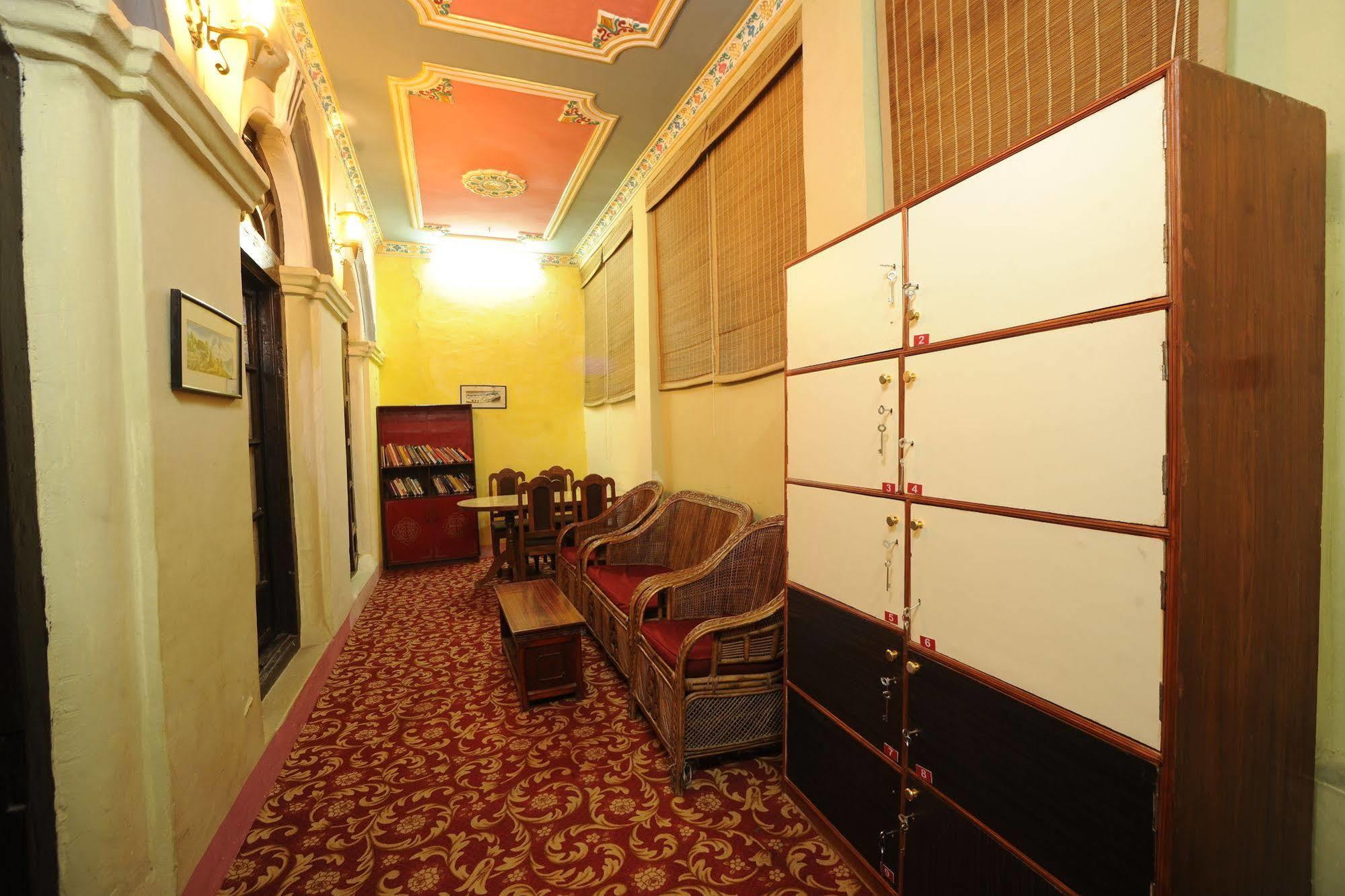Hotel Himalaya Yoga Kathmandu Ngoại thất bức ảnh