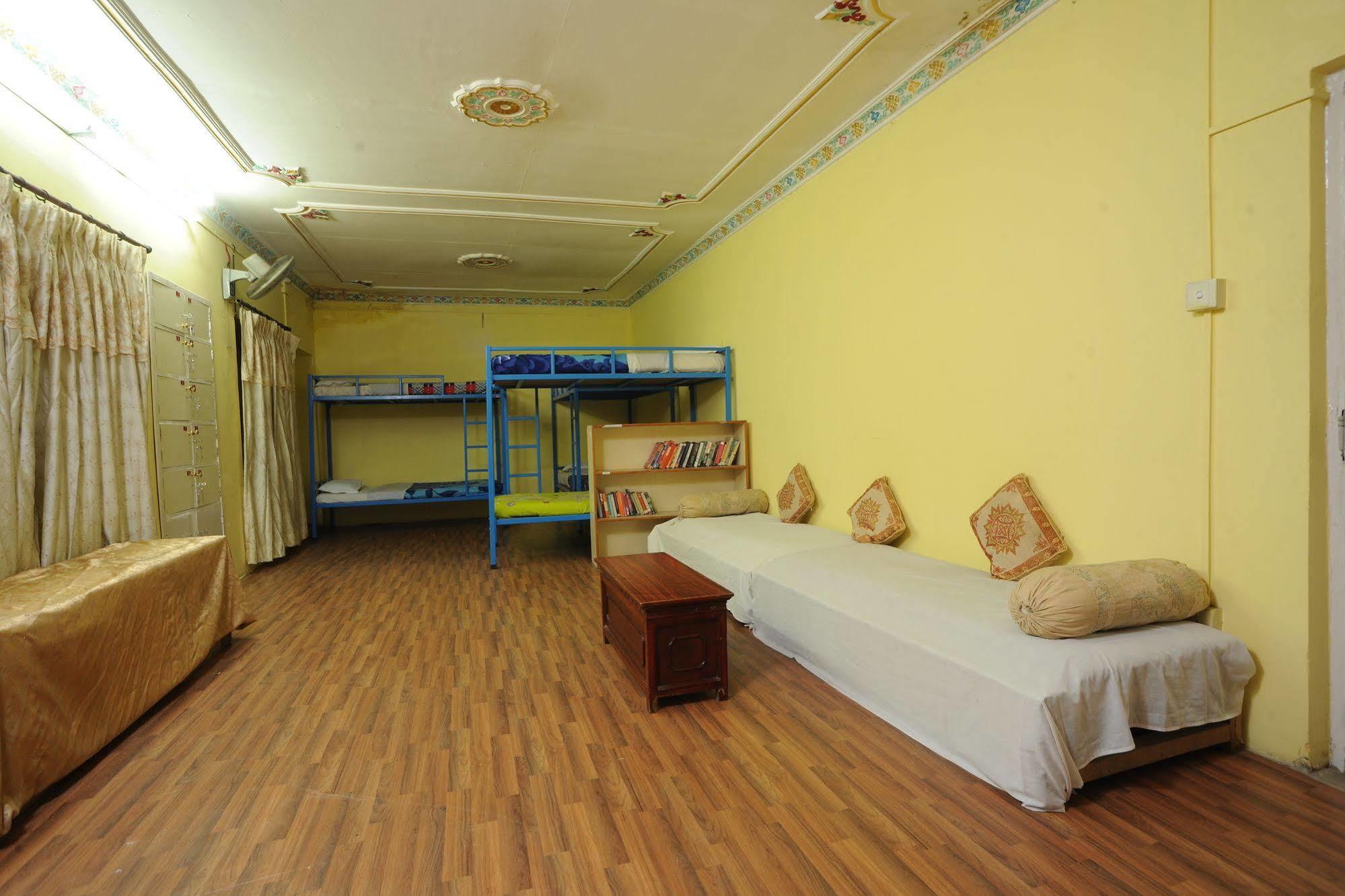 Hotel Himalaya Yoga Kathmandu Ngoại thất bức ảnh